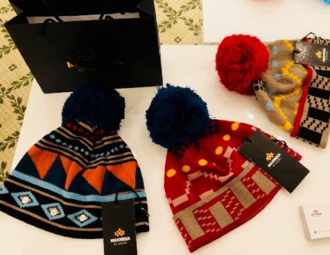 BF9EB493-A138-4A2C-9BEA-9046530F2705